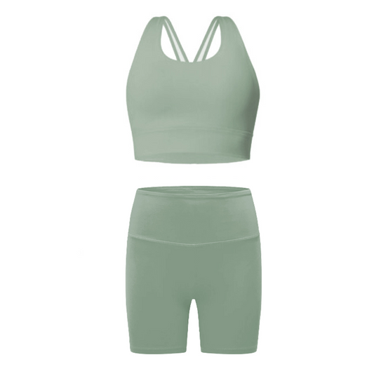 Agile Shorts Green & Sports Bra